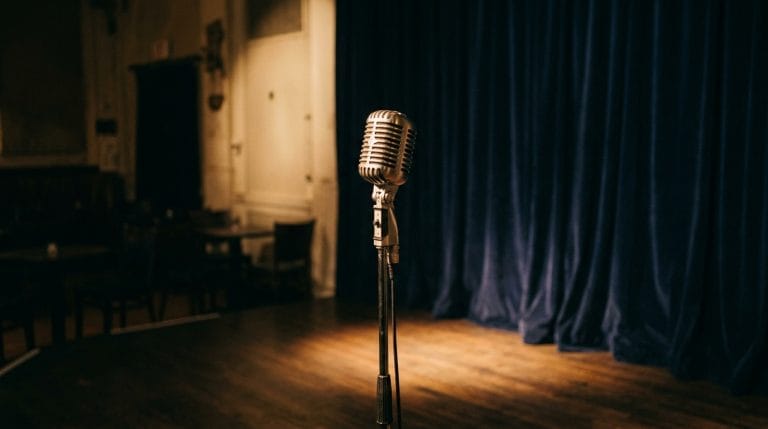 the greatest jazz singers atmosphere